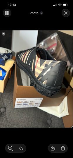 Burberry Men Shoes