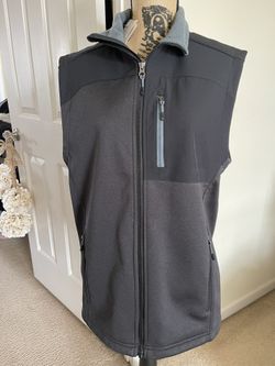 ASCEND VEST