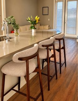 Set of 4 wood  Bar Stools new brand 🪵