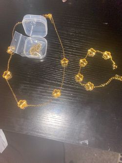 Gold-Tone Clover Station Necklace