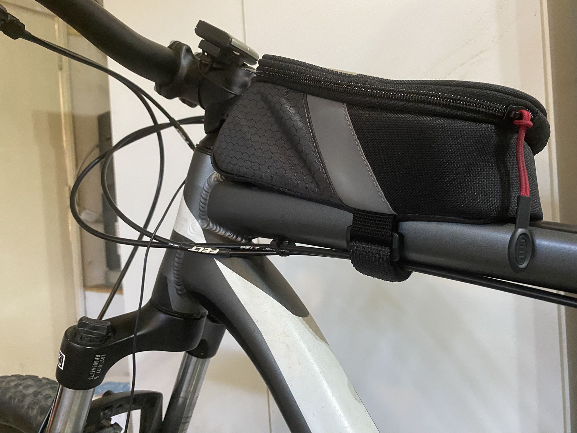 Felt Mountain Bike 29”