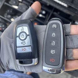 Ford Keys And remotes Llaves Y Controles Con Programmed On Site  