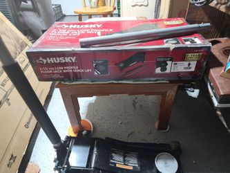 Husky 2-1/2 Ton Low Profile Floor Jack