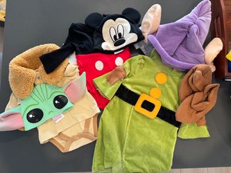 Baby costumes 0-3 months. Baby Yoda. Mickey Mouse. Dopey from Snow White