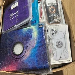 Whole Box 20$ Brand New All In Packages iPad And Cell Phone Cases 