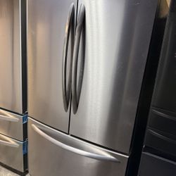 Frigidaire Refrigerator 