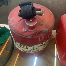 5 Gallon Safety Gas Can 