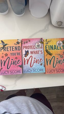 Lucy Score series