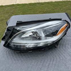 OEM Mercedes-Benz Headlight – Left Driver Side – Part # A166 820 19 59