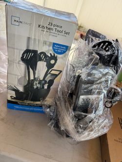 23-piece Kitchen Tool Set