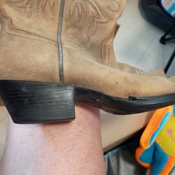 Ariat Women's Cowgirl Used Boots/Size 6B