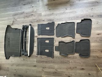 Subaru Impreza OEM Floor Mats, Cargo Mat, Cargo Cover & Roof Racks fits 2017-2023