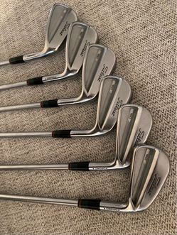 Titleist T-150 Iron Set
