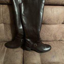 Botas