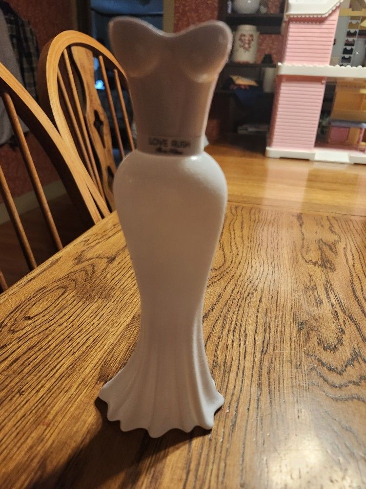 PARIS HILTON LOVE RUSH PERFUME