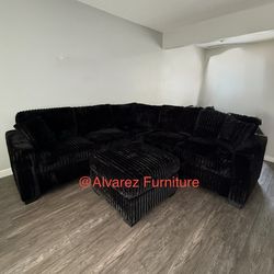 Sectional Sofa With Ottoman