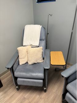 Patient Chairs and Table