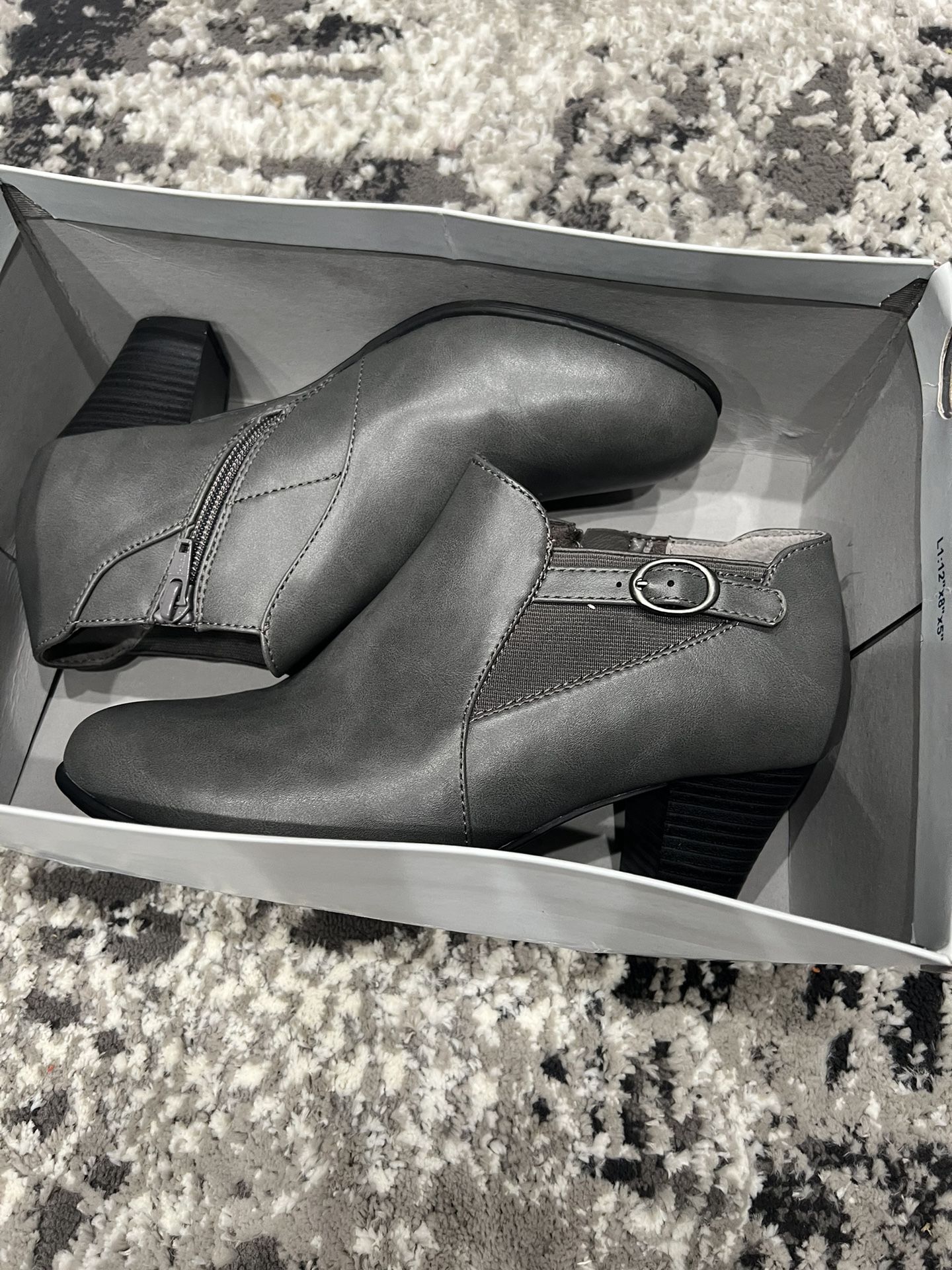 Croft & Barrow With Ortholite Eco Heels Size 8 Wide