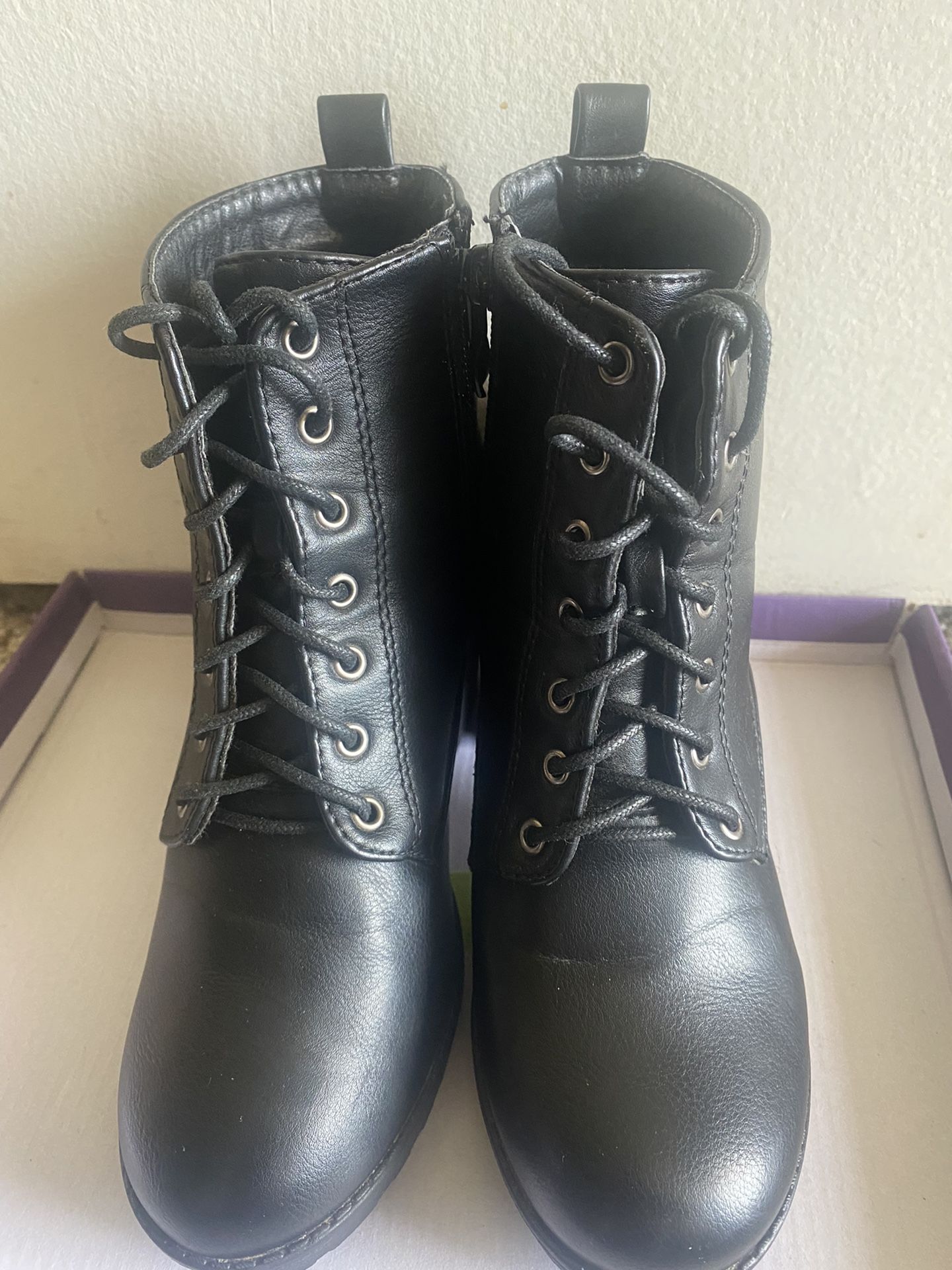 Black Boots Size:5 For Women 