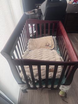 Mini Crib