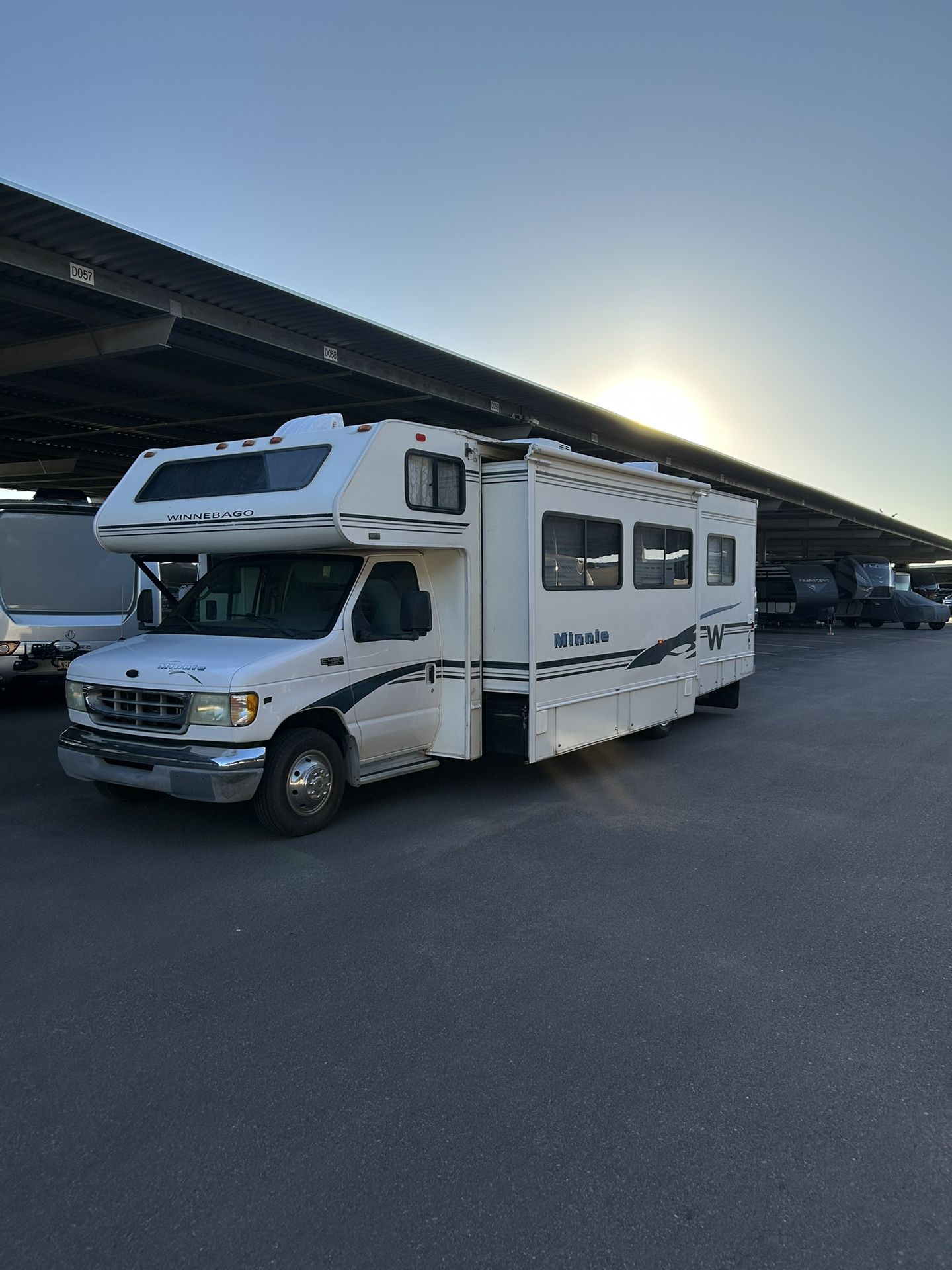 2003 Winnebago Ford