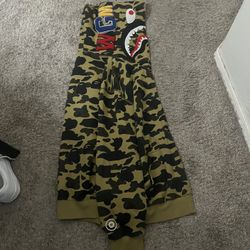 Bape jacket (Camo)