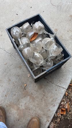 25 wine glasses
