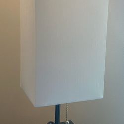 Like New Nice Lamp Has A Putlet Plus It Has 2 USB Chargers. 