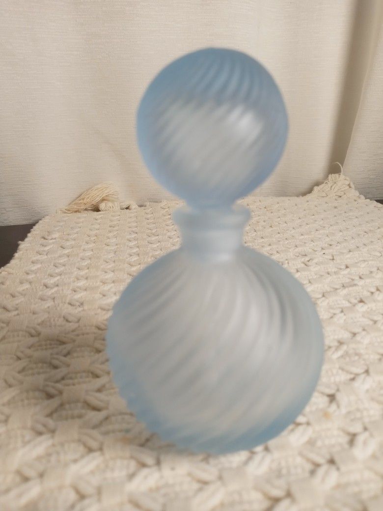Summit Collection Vintage 4" FROSTED BLUE GLASS SWIRL PATTERN PERFUME BOTTLE