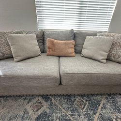 Sofa Set / Couches 