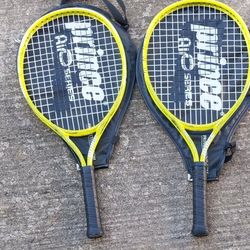 Tennis Racket 🎾 Junior Size Great Condition 