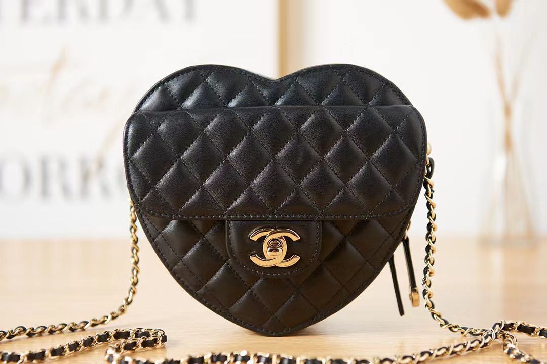 ❤️ Chanel Bag Heart Shaped 