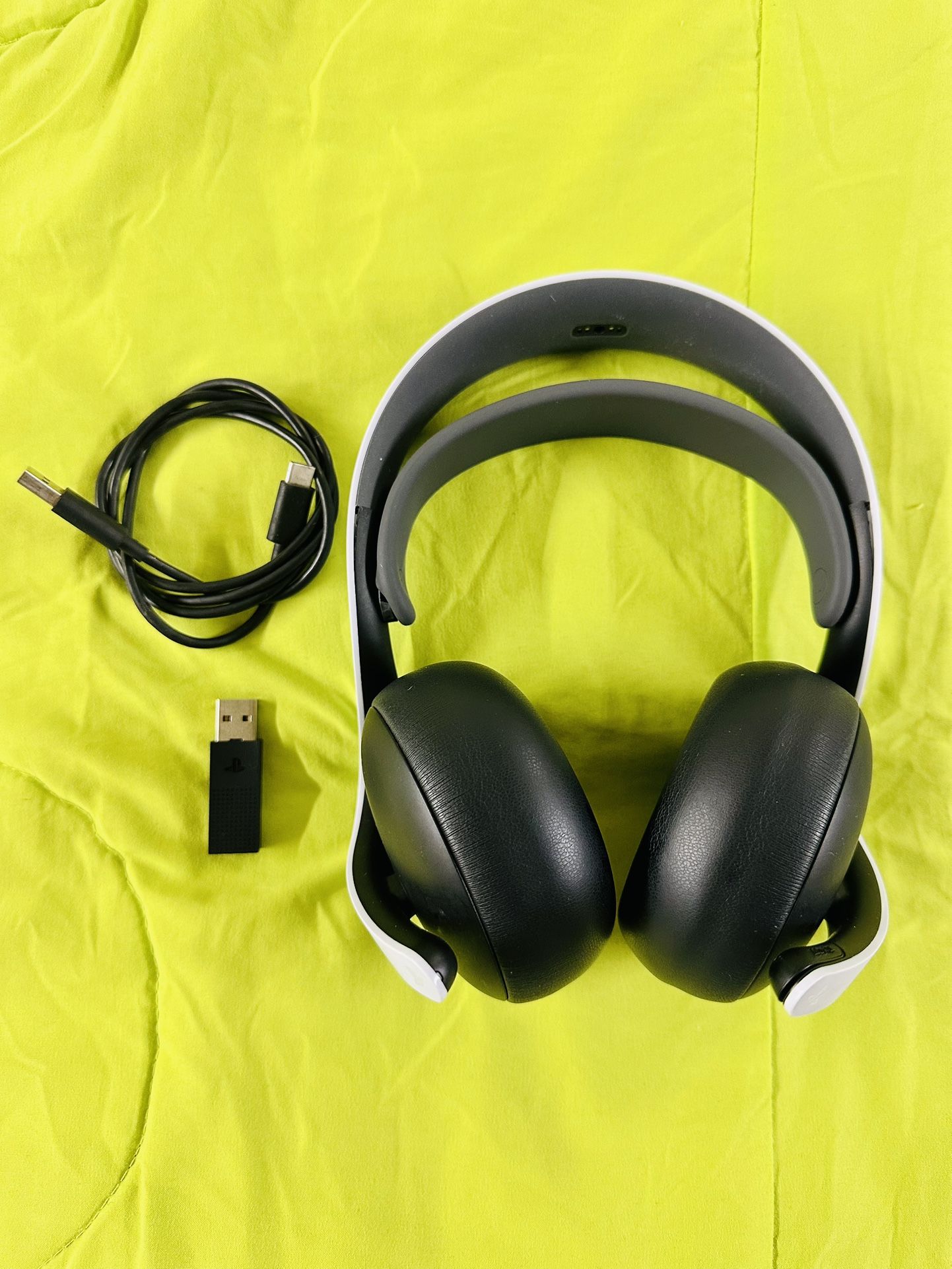 Pulse Elite Wireless  Headset For PlayStation 5 , PC ( Used Very New )