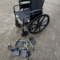 Medline MDS806600EPL Wheelchair Black