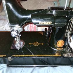 Singer Featherweigt 221 Series 1953