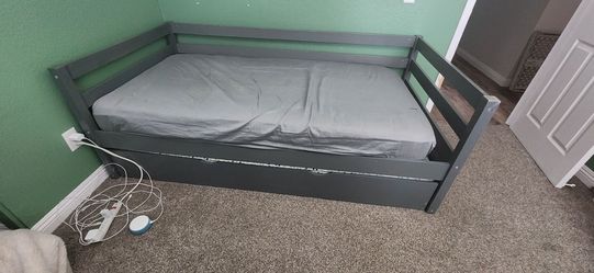 Twin Trundle Bed