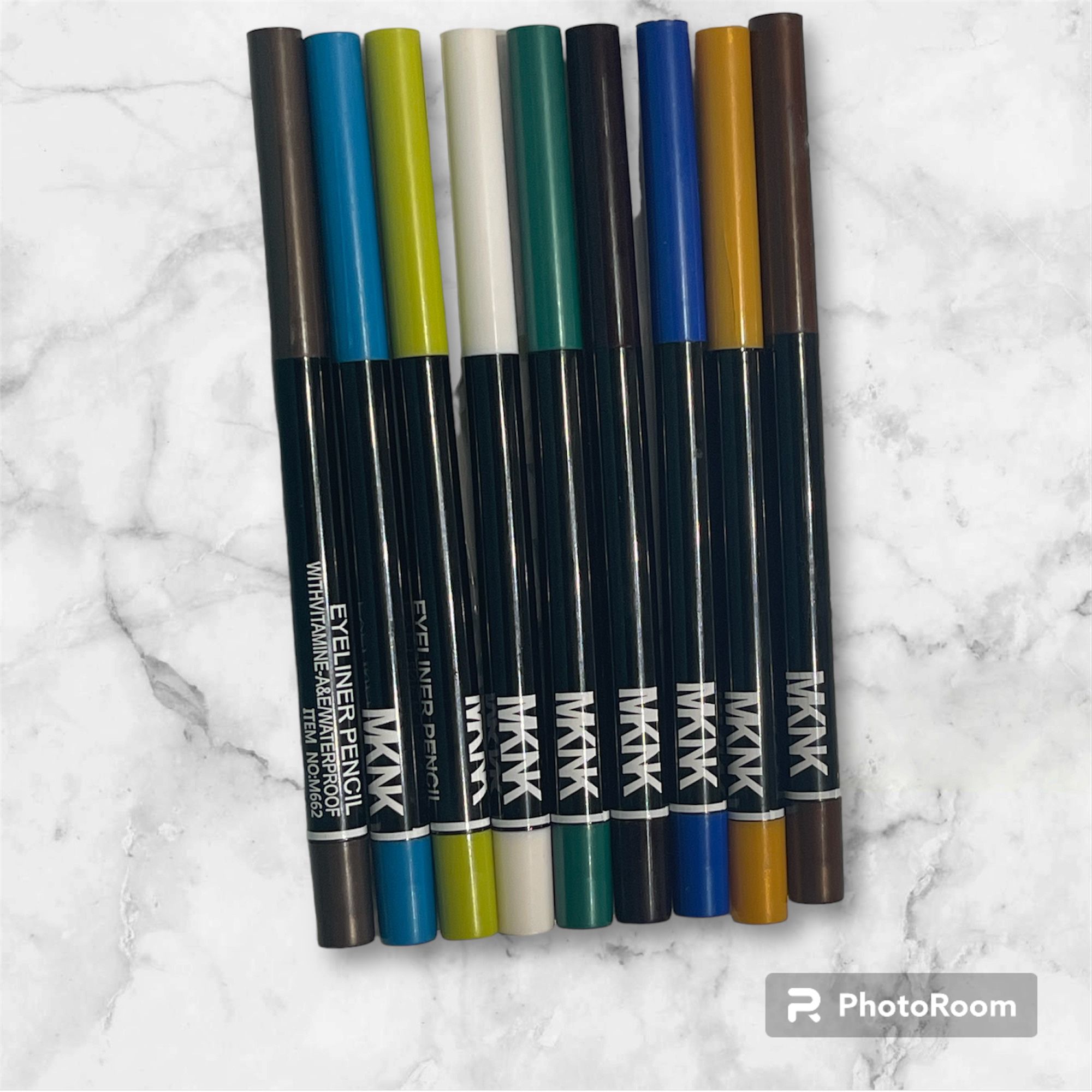 Matte Rainbow Colorful Liquid Eyeliner Set, 9 Colors Soft and Hyper Sharp Tip Brush Eyeliner, Waterproof High Pigmented Eyeliner Pen Set Gift for Wom