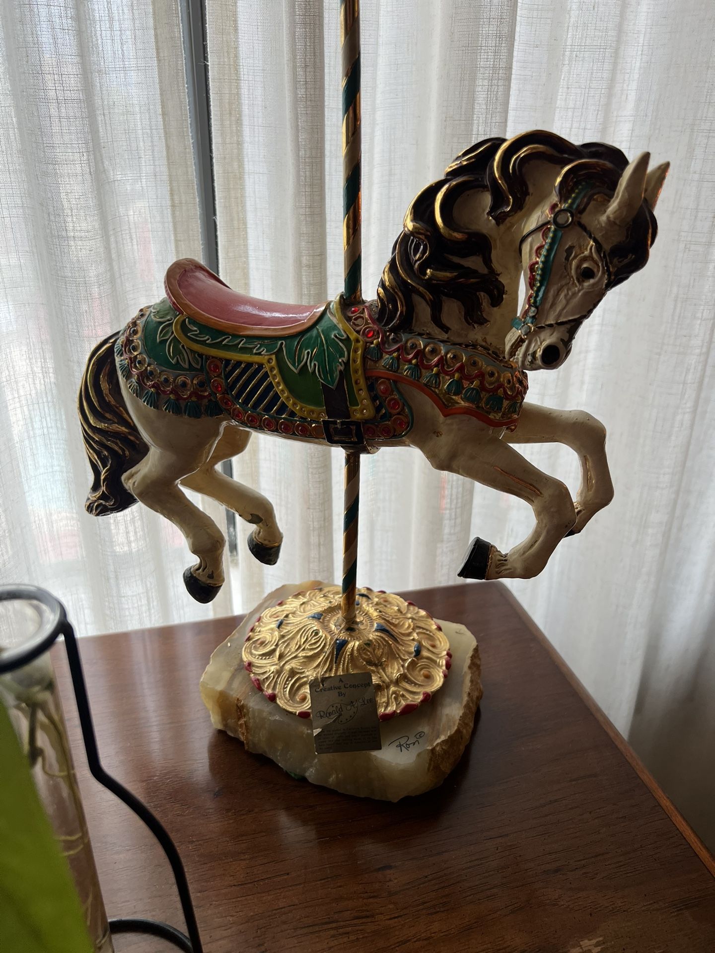 Carrusel Horse