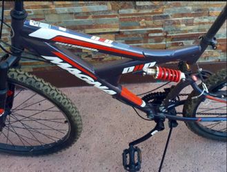 Men s Magna Outreach Mountain Bike Gray 26
