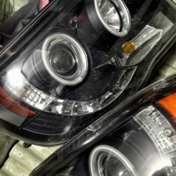 Headlights For Tacoma 2005 To 2011