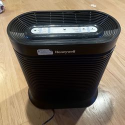 Honeywell Hepa Air Purifier With Extra Filter 