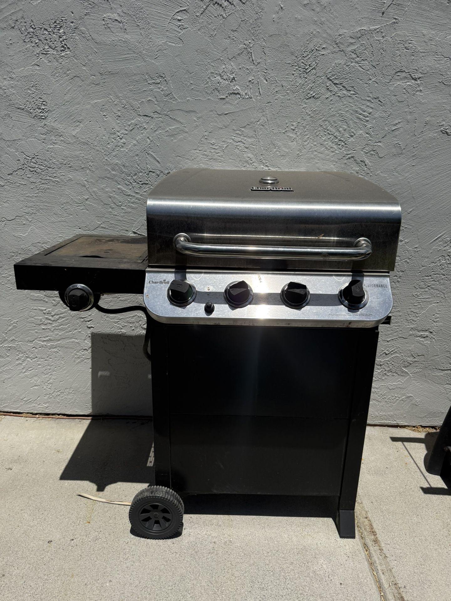Charbroil Grill