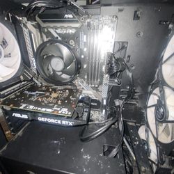 Half Built Pc Does Power On Comes Without The Graphics Card Tho Because I Need It