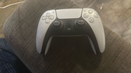 PS5 controller