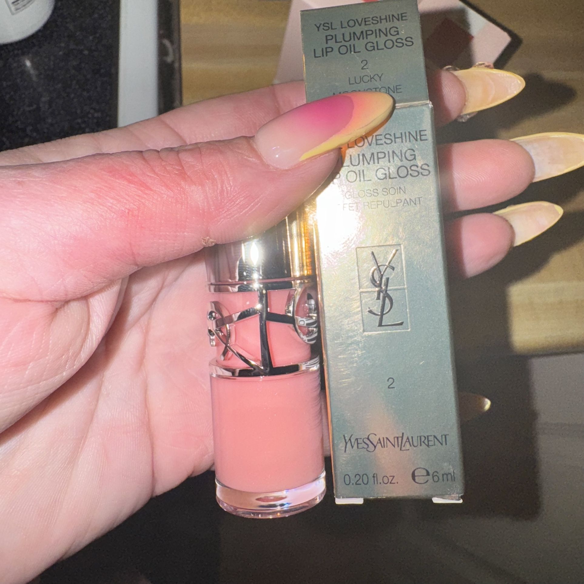 Loveshine Plumping Lip Oil Gloss