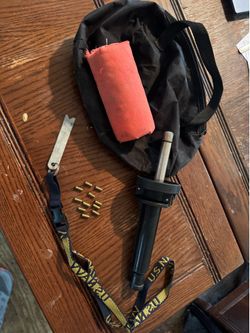 Bird dog dummy launcher
