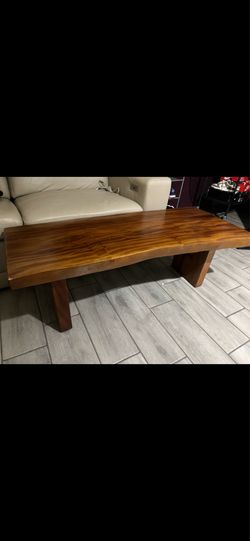 COFFEE TABLE