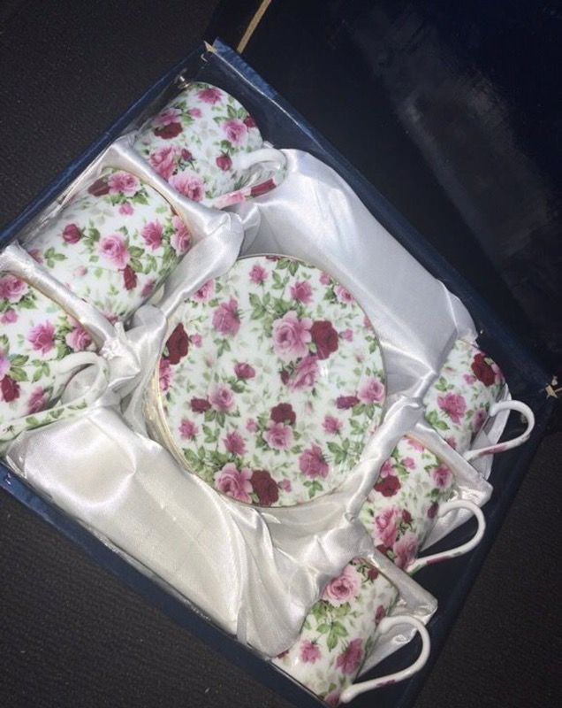 Brand new mini tea set