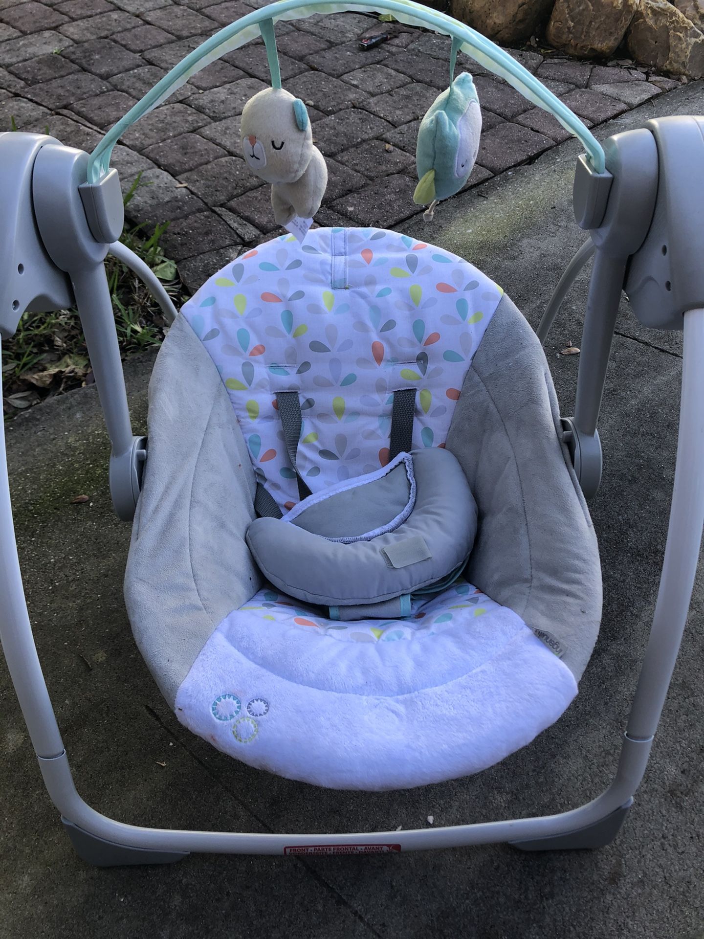 Summer infant Swing (music and timer Functions)