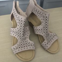 Women’s Size 6 Shoes 